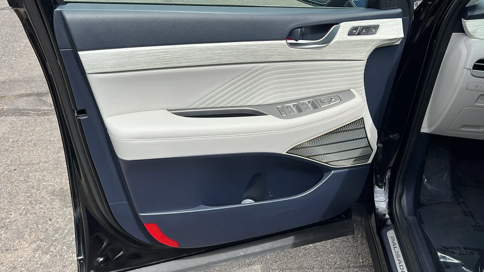 Thumbnail: 2024 Hyundai Palisade - 23