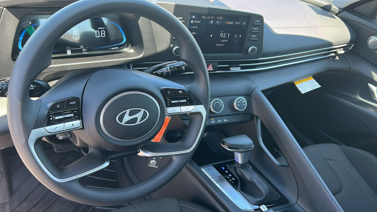 Thumbnail: 2025 Hyundai Elantra - 10