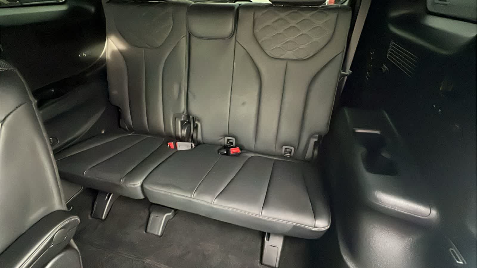 Thumbnail: 2022 Hyundai Palisade - 32