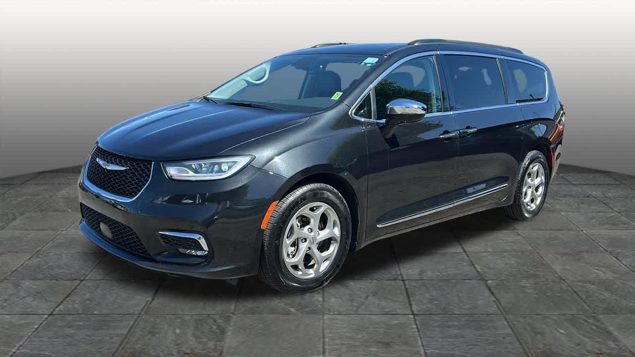 Thumbnail: 2023 Chrysler Pacifica - 1