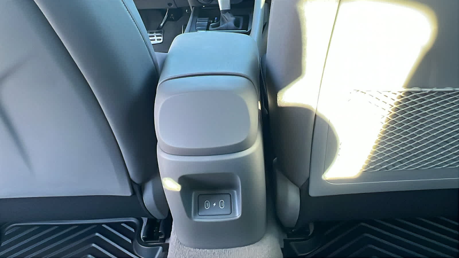 Thumbnail: 2026 Hyundai Elantra - 25