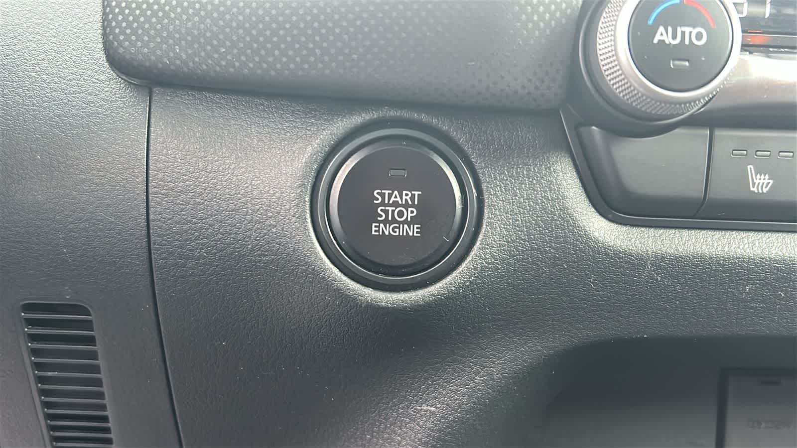 Thumbnail: 2025 Mazda CX-50 - 17