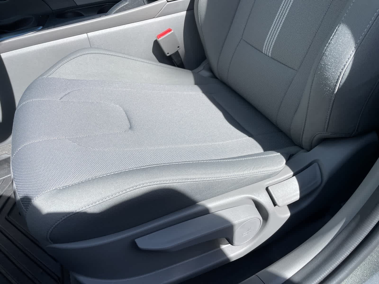 2025 Hyundai Elantra SE 15