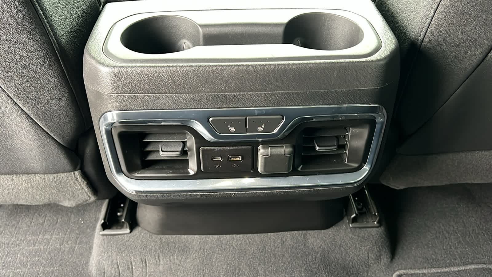 Thumbnail: 2023 GMC Sierra 2500 - 25