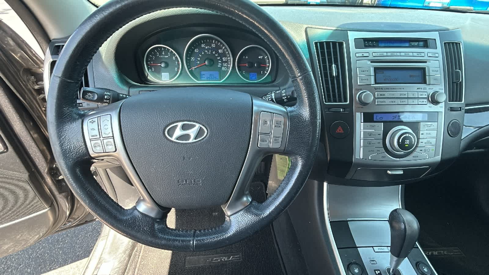 Thumbnail: 2010 Hyundai Veracruz - 17