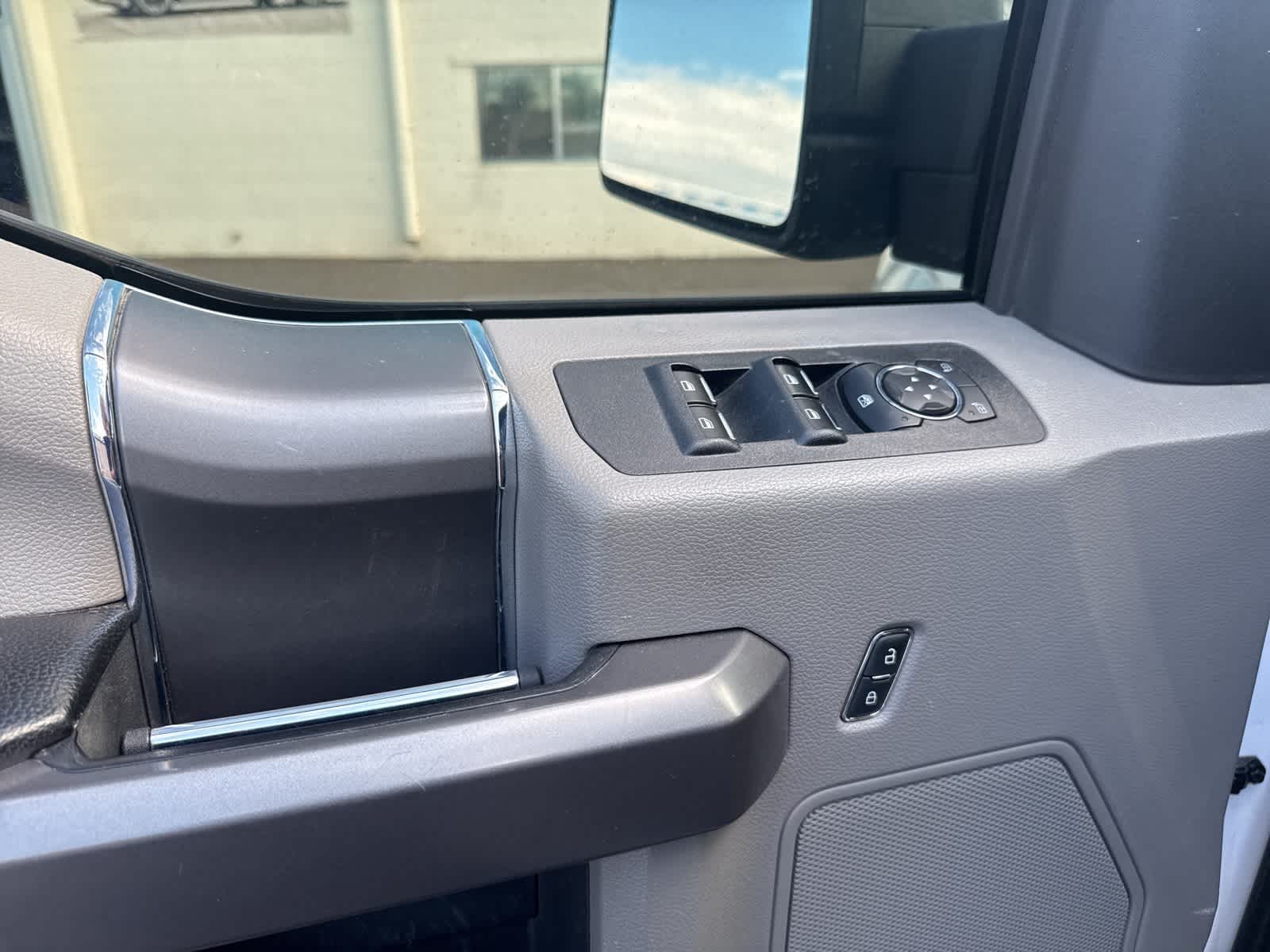 Thumbnail: 2019 Ford F-150 - 15