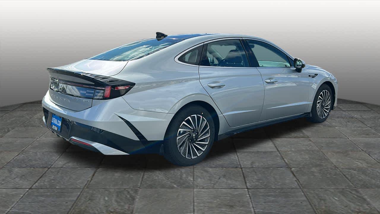 Thumbnail: 2026 Hyundai Sonata - 5