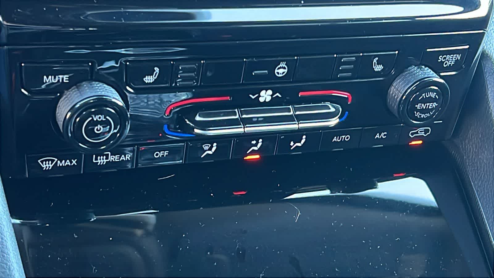 Thumbnail: 2024 Jeep Grand Cherokee L - 14