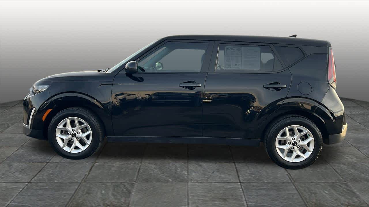 Thumbnail: 2023 Kia Soul - 8