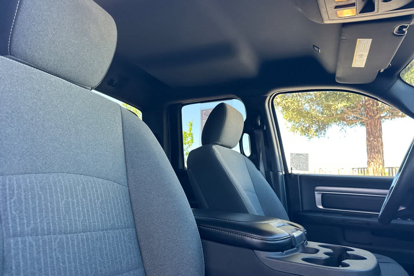 Thumbnail: 2022 RAM 1500 Classic - 18