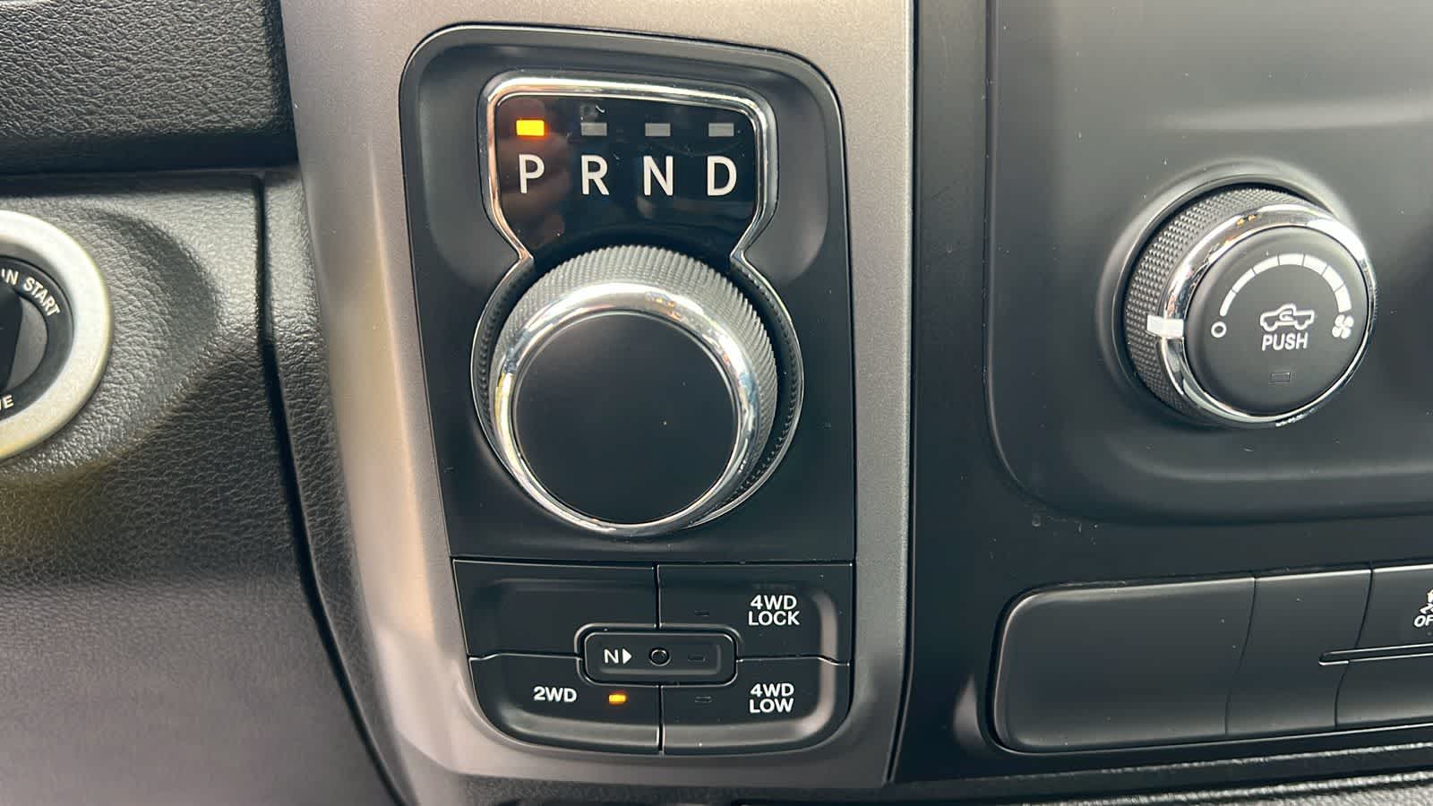 Thumbnail: 2022 RAM 1500 Classic - 11