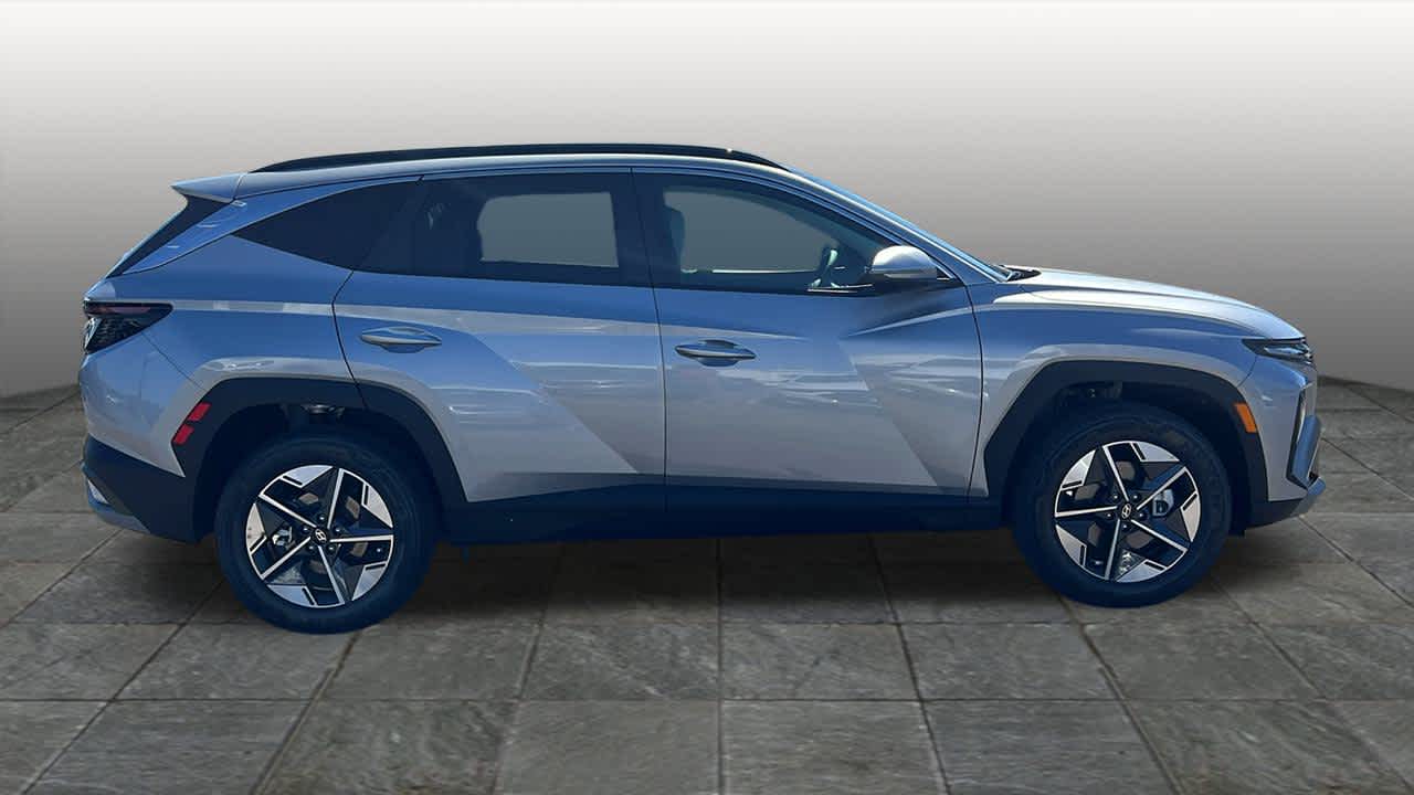 Thumbnail: 2025 Hyundai Tucson - 4