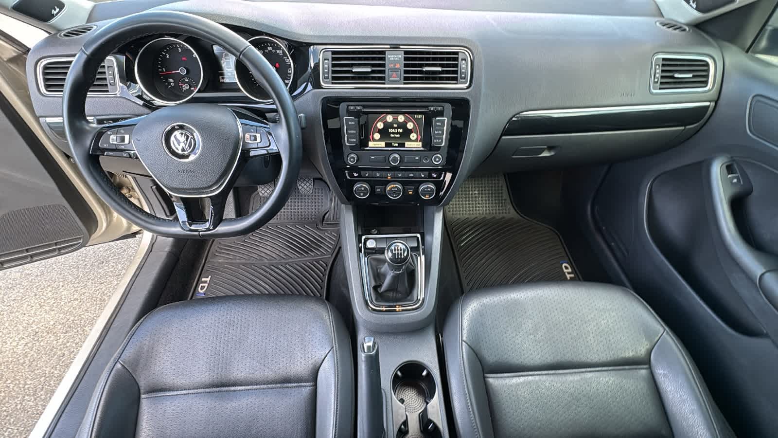 Thumbnail: 2015 Volkswagen Jetta - 26