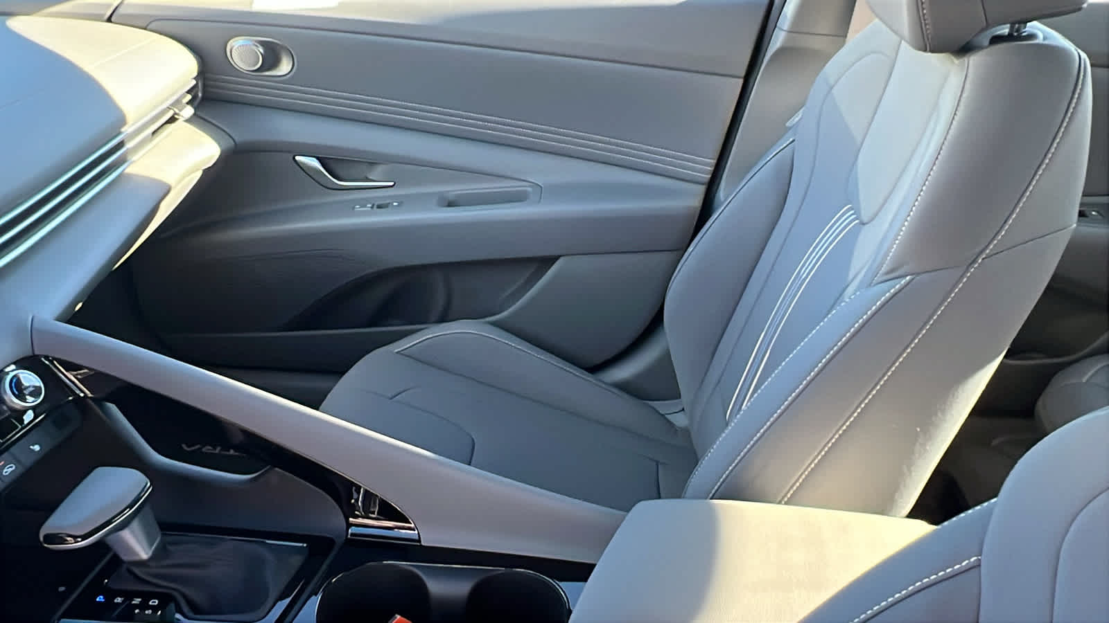 Thumbnail: 2026 Hyundai Elantra - 12