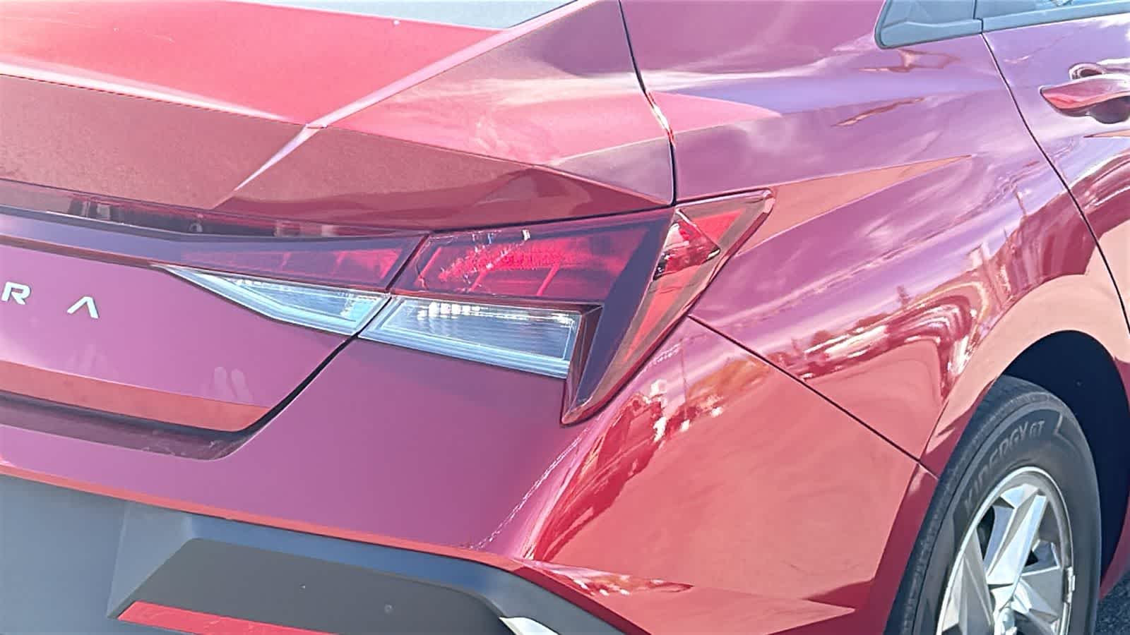 Thumbnail: 2025 Hyundai Elantra - 14