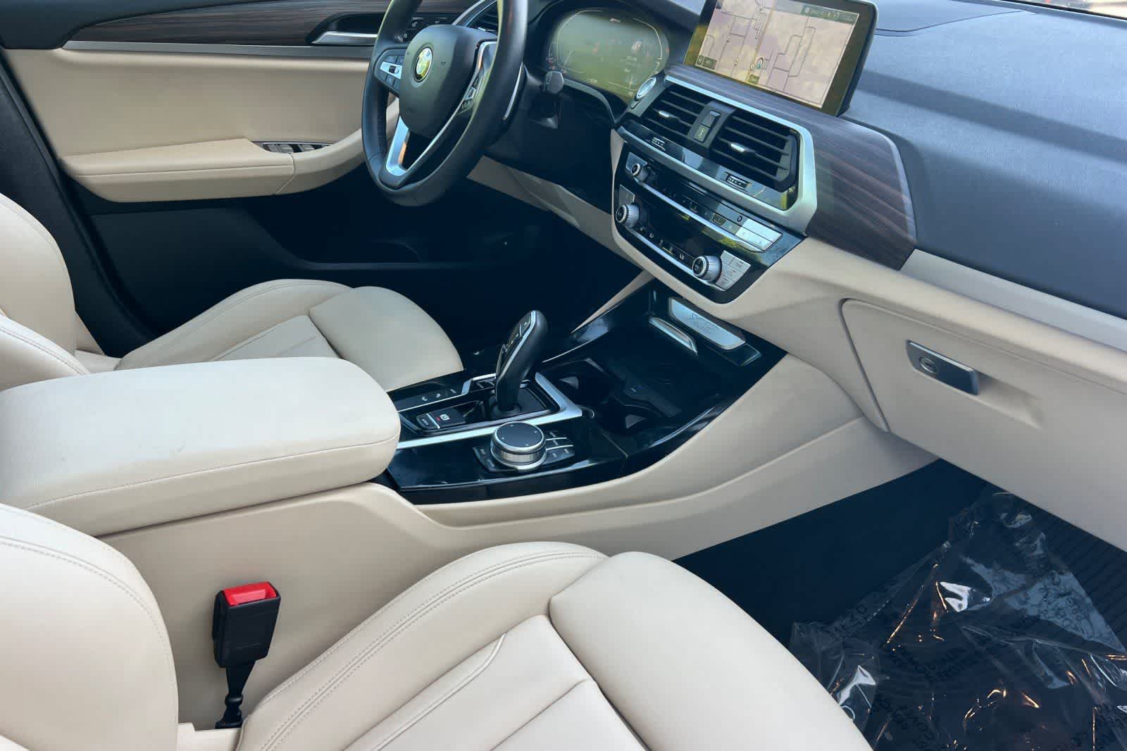 Thumbnail: 2021 BMW X3 - 18