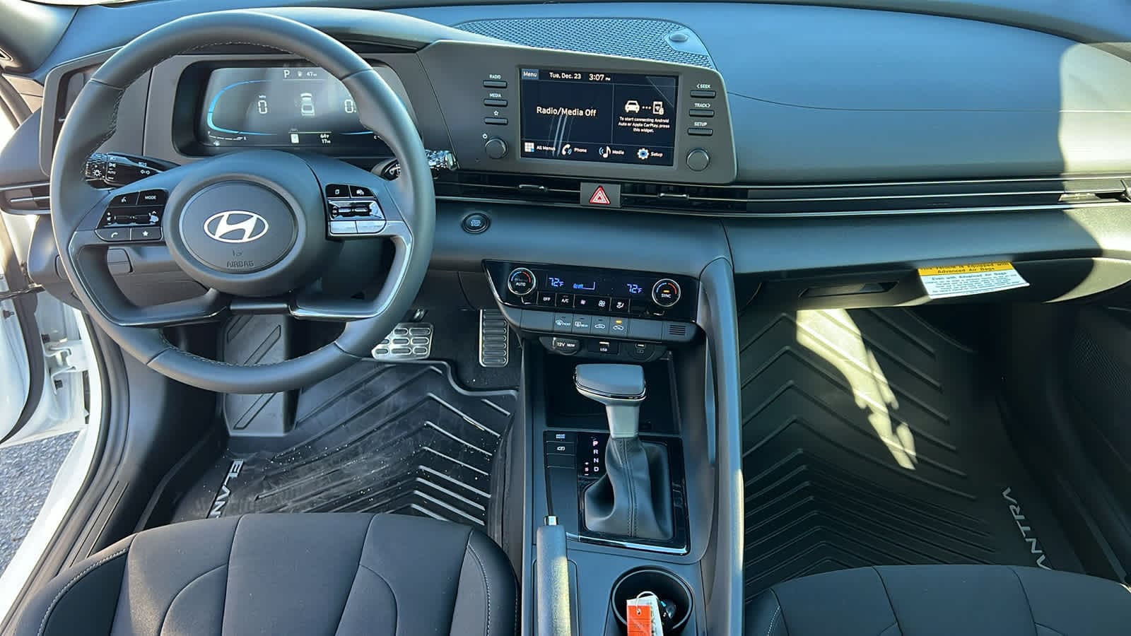 Thumbnail: 2026 Hyundai Elantra - 26