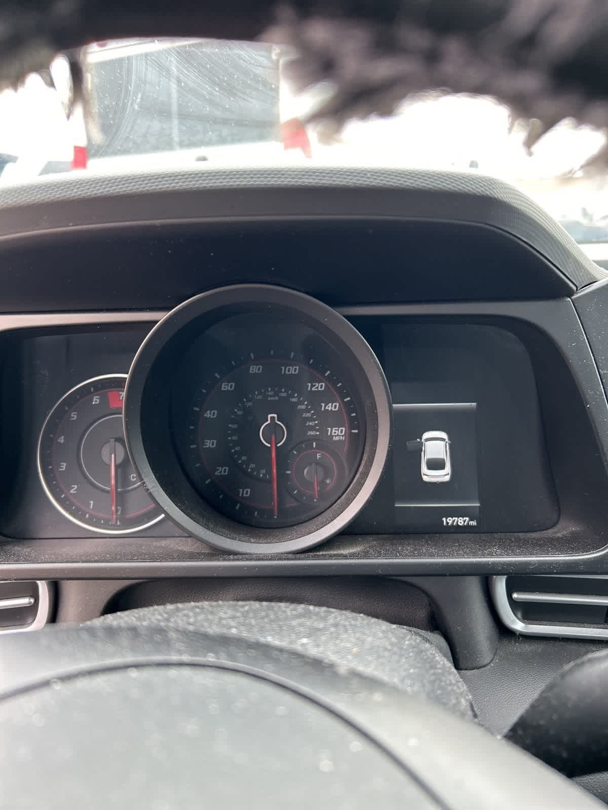 Thumbnail: 2023 Hyundai Elantra - 11