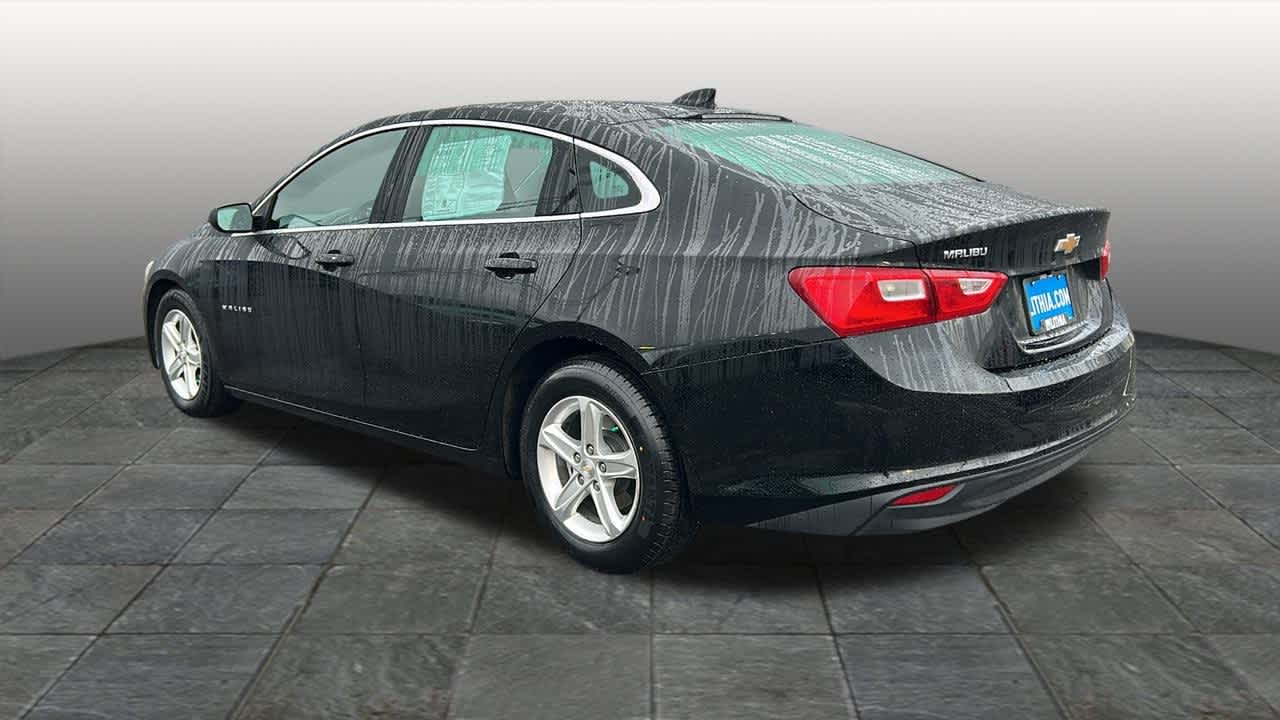 Thumbnail: 2023 Chevrolet Malibu - 7