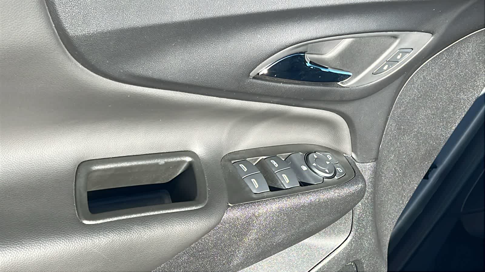 Thumbnail: 2024 Chevrolet Equinox - 22