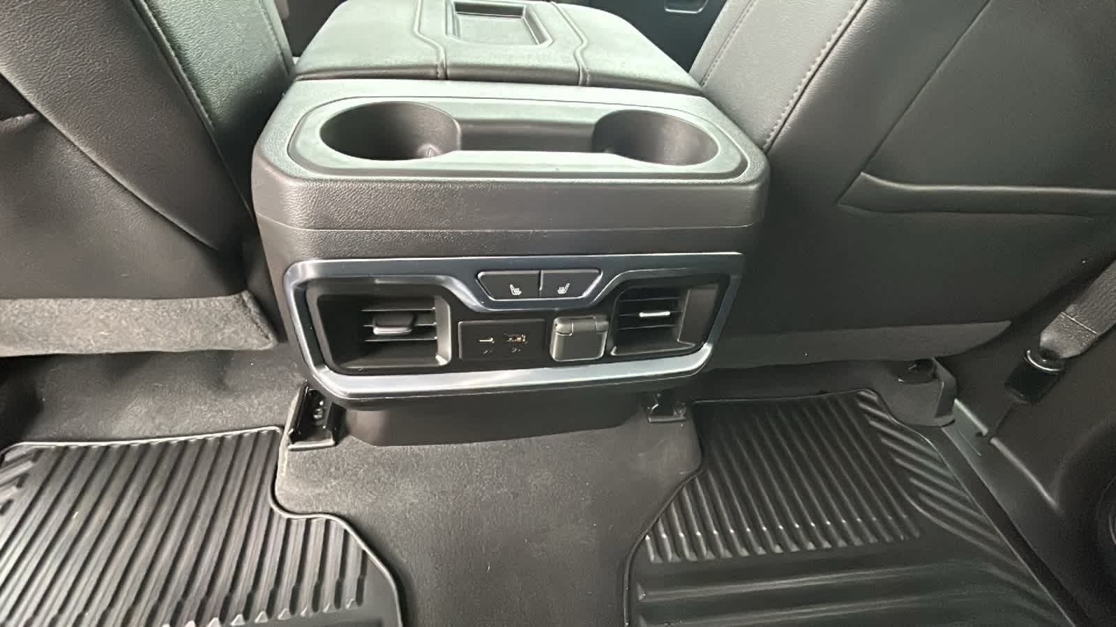 Thumbnail: 2021 Chevrolet Silverado 2500 - 25