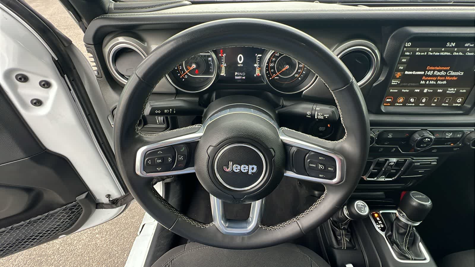 Thumbnail: 2023 Jeep Gladiator - 18