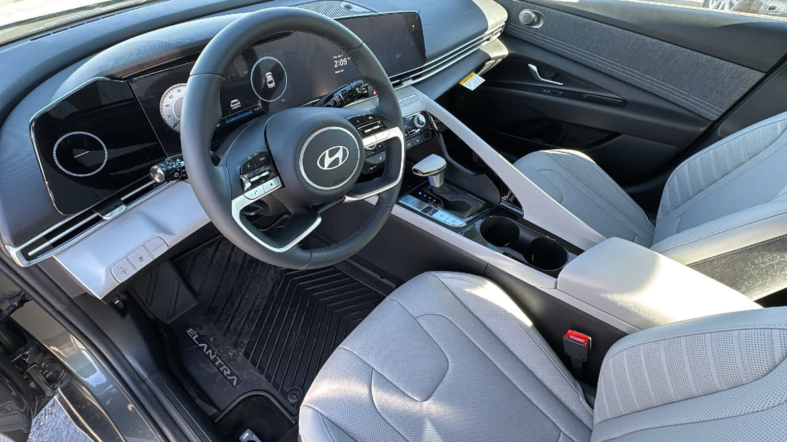 Thumbnail: 2026 Hyundai Elantra - 10