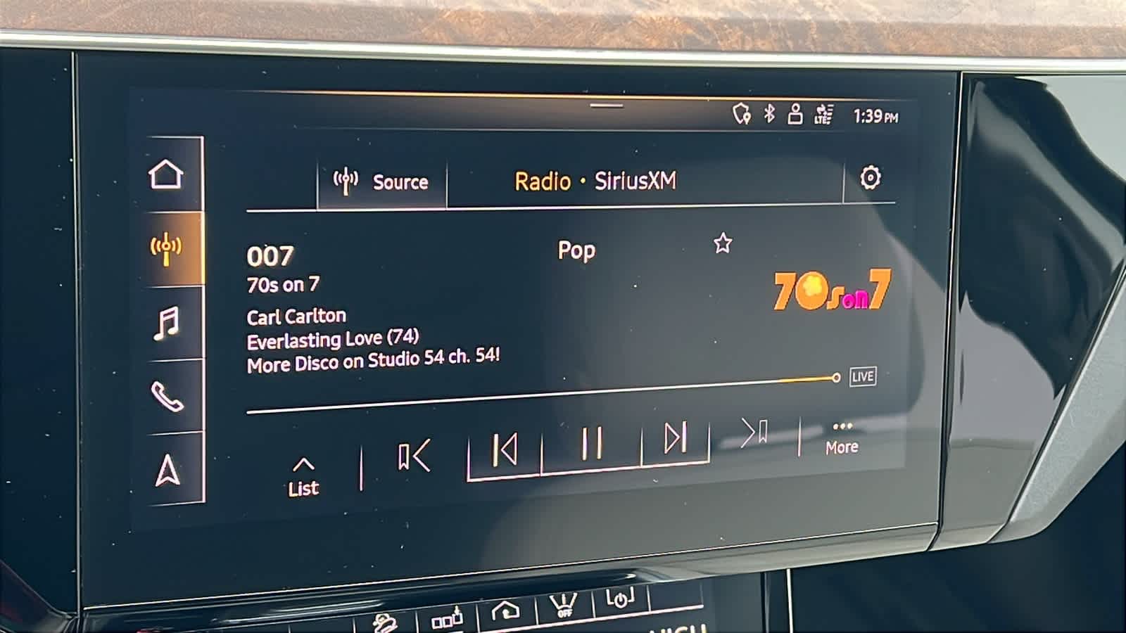 Thumbnail: 2019 Audi e-tron - 15