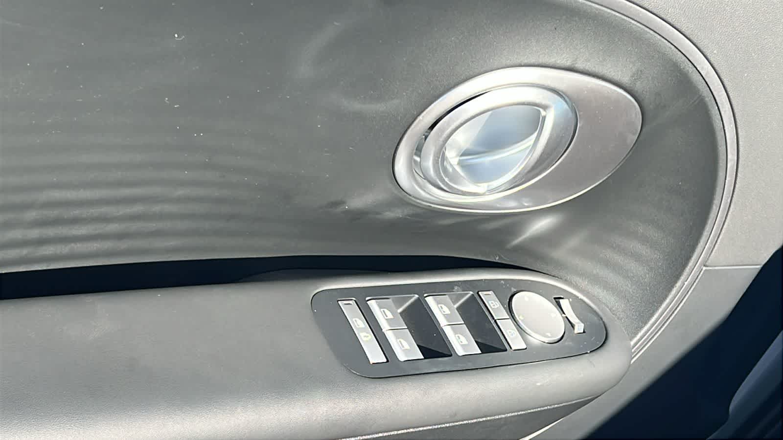 Thumbnail: 2026 Hyundai Ioniq - 22