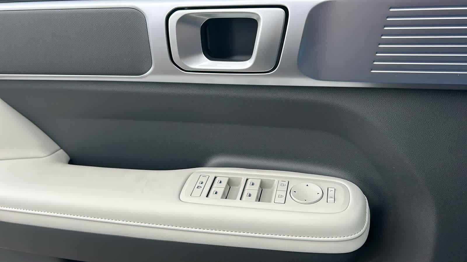 Thumbnail: 2026 Hyundai Santa Fe - 22