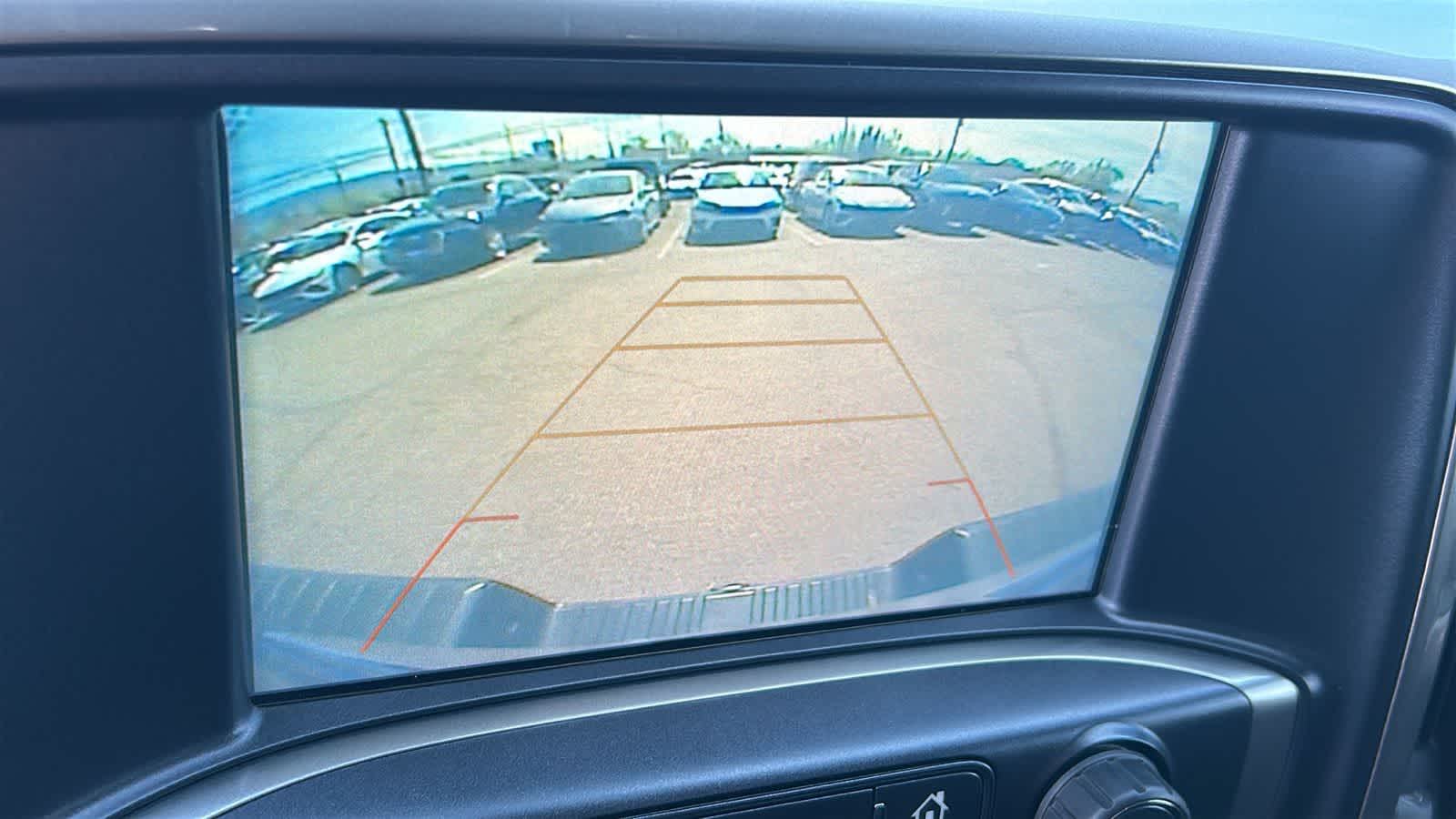 Thumbnail: 2018 Chevrolet Silverado 1500 - 16