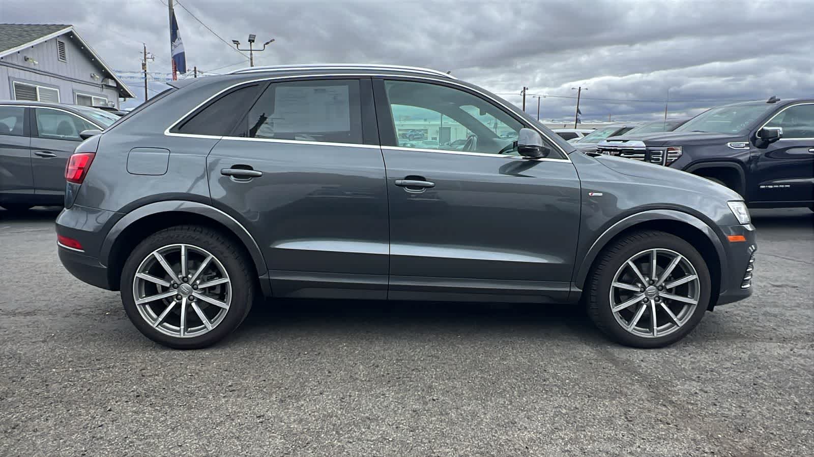 Thumbnail: 2018 Audi Q3 - 4