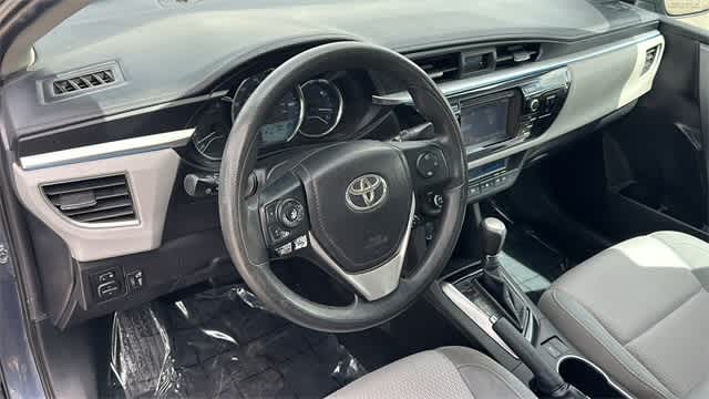 Thumbnail: 2015 Toyota Corolla - 10