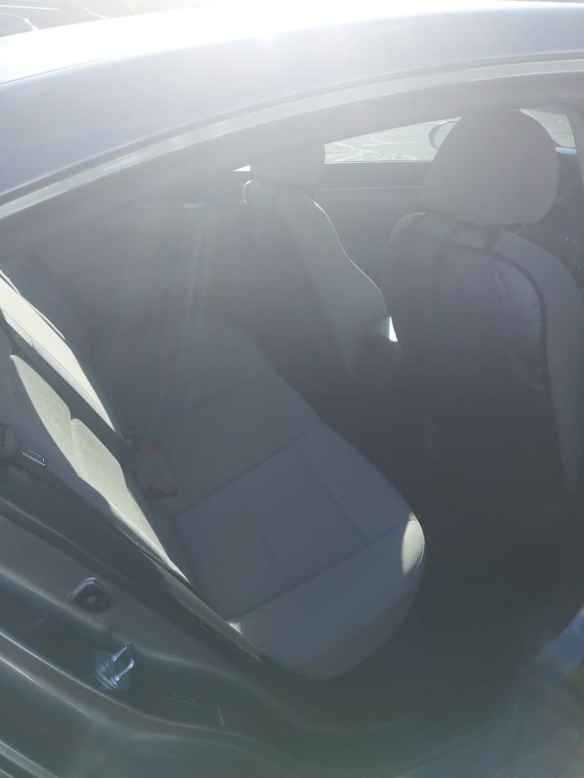 Thumbnail: 2018 Hyundai Elantra - 9