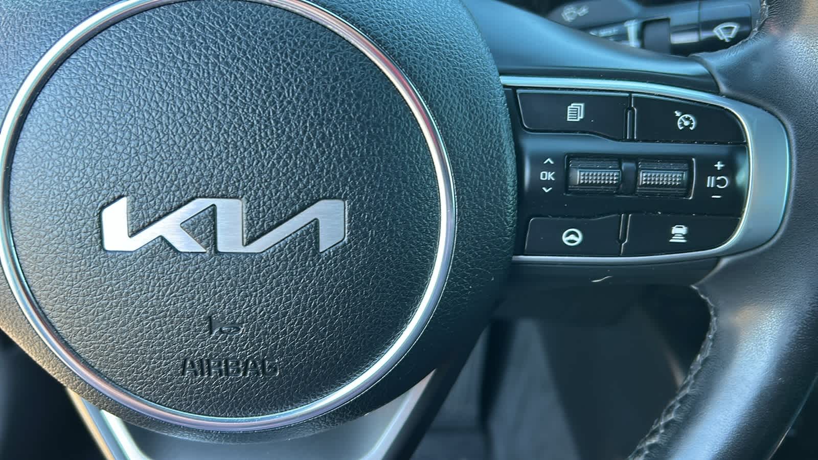 Thumbnail: 2022 Kia K5 - 20