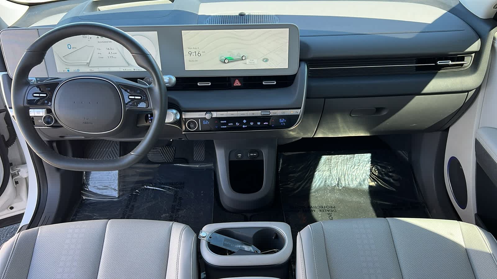 Thumbnail: 2022 Hyundai Ioniq 5 - 26