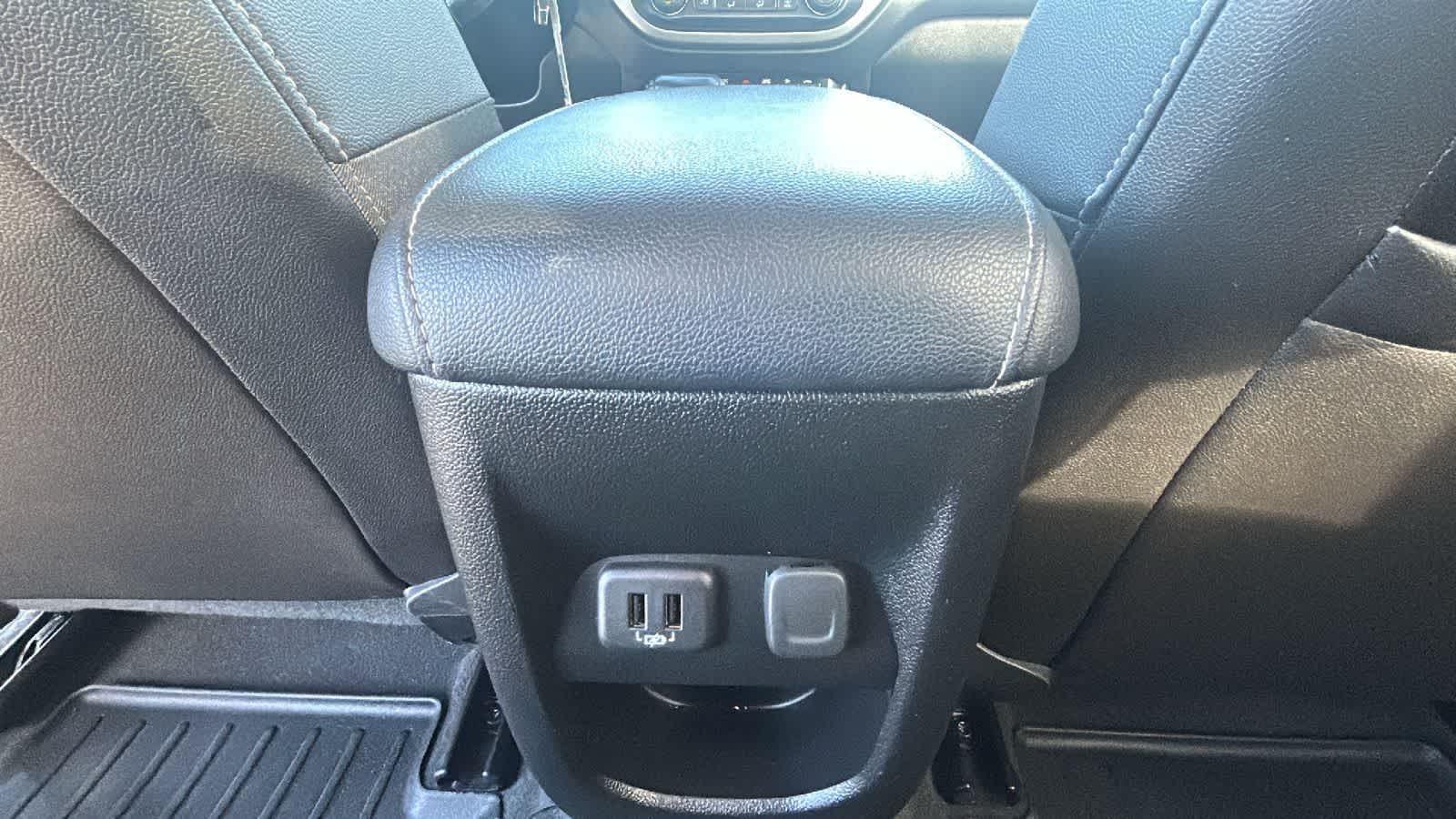 Thumbnail: 2019 Toyota 4Runner - 25