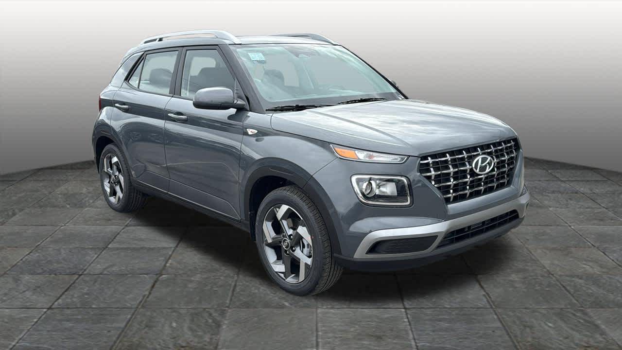 Thumbnail: 2026 Hyundai Venue - 3