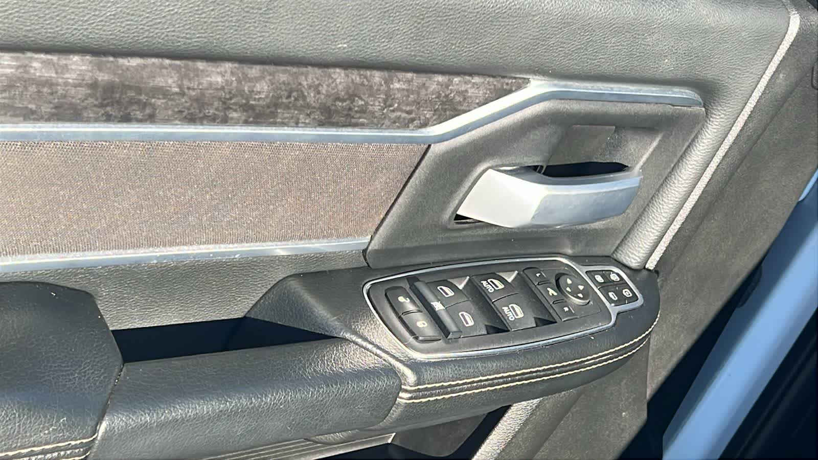 Thumbnail: 2024 RAM 3500 - 21