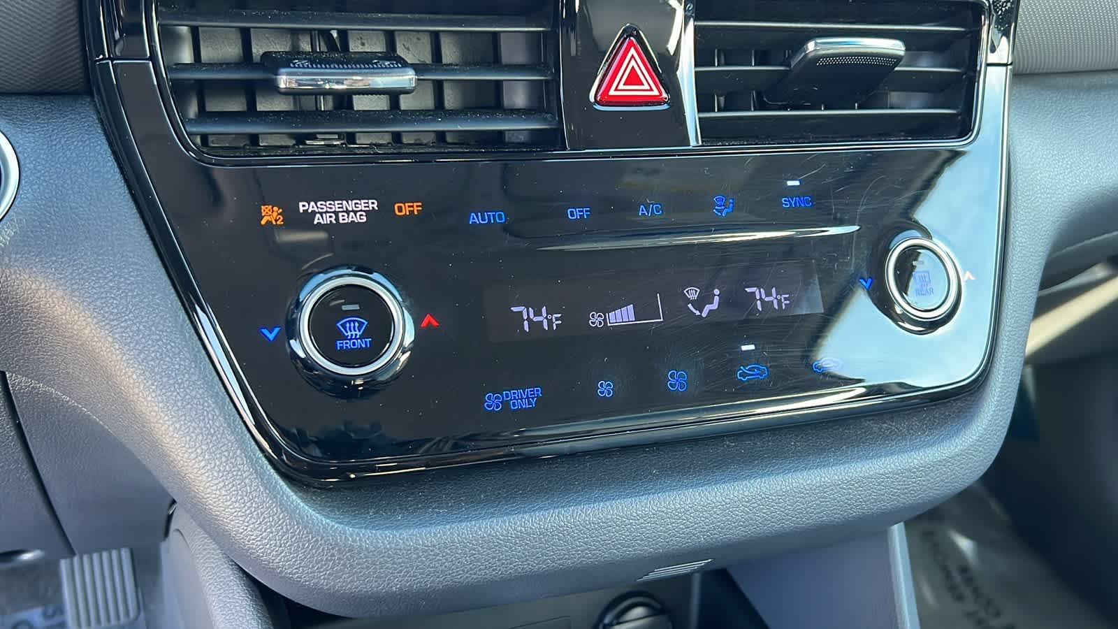 Thumbnail: 2022 Hyundai Ioniq - 14