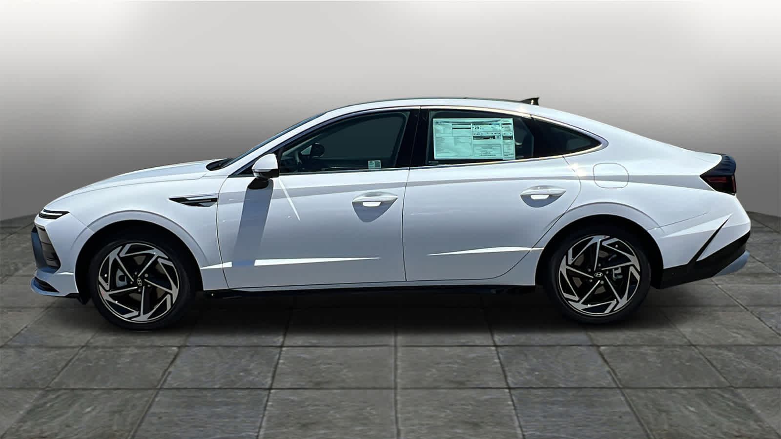 Thumbnail: 2024 Hyundai Sonata - 3