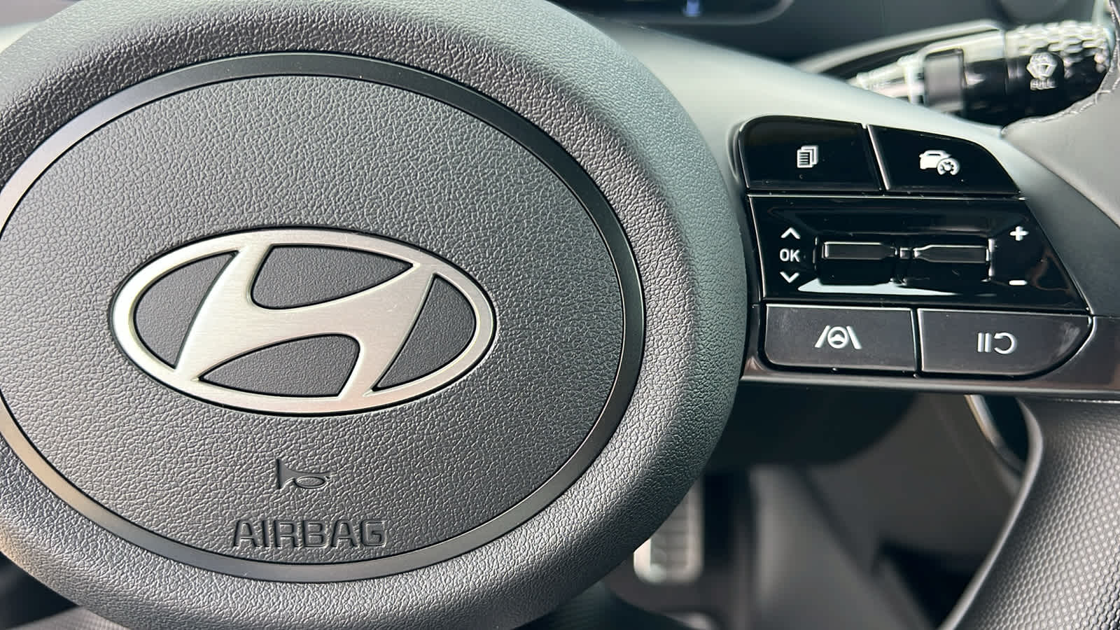 Thumbnail: 2025 Hyundai Elantra - 20