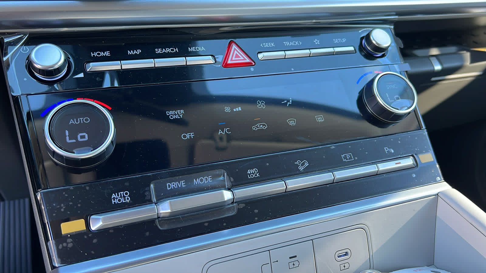 Thumbnail: 2026 Hyundai Santa Fe - 14