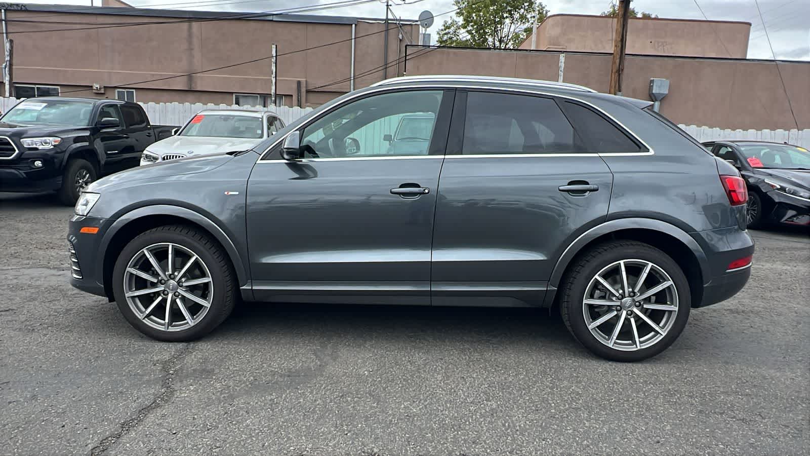 Thumbnail: 2018 Audi Q3 - 8