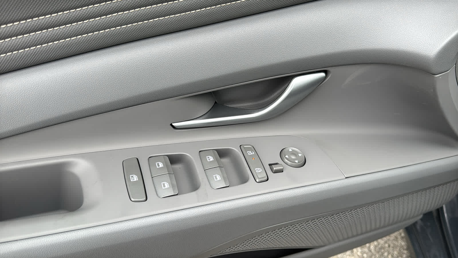 Thumbnail: 2026 Hyundai Elantra - 22