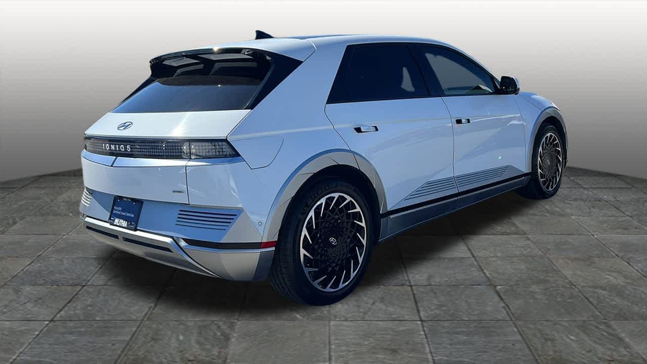 Thumbnail: 2022 Hyundai Ioniq 5 - 5