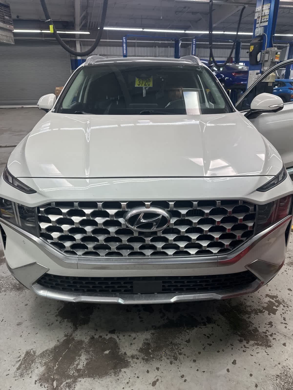 Thumbnail: 2022 Hyundai Santa Fe - 1