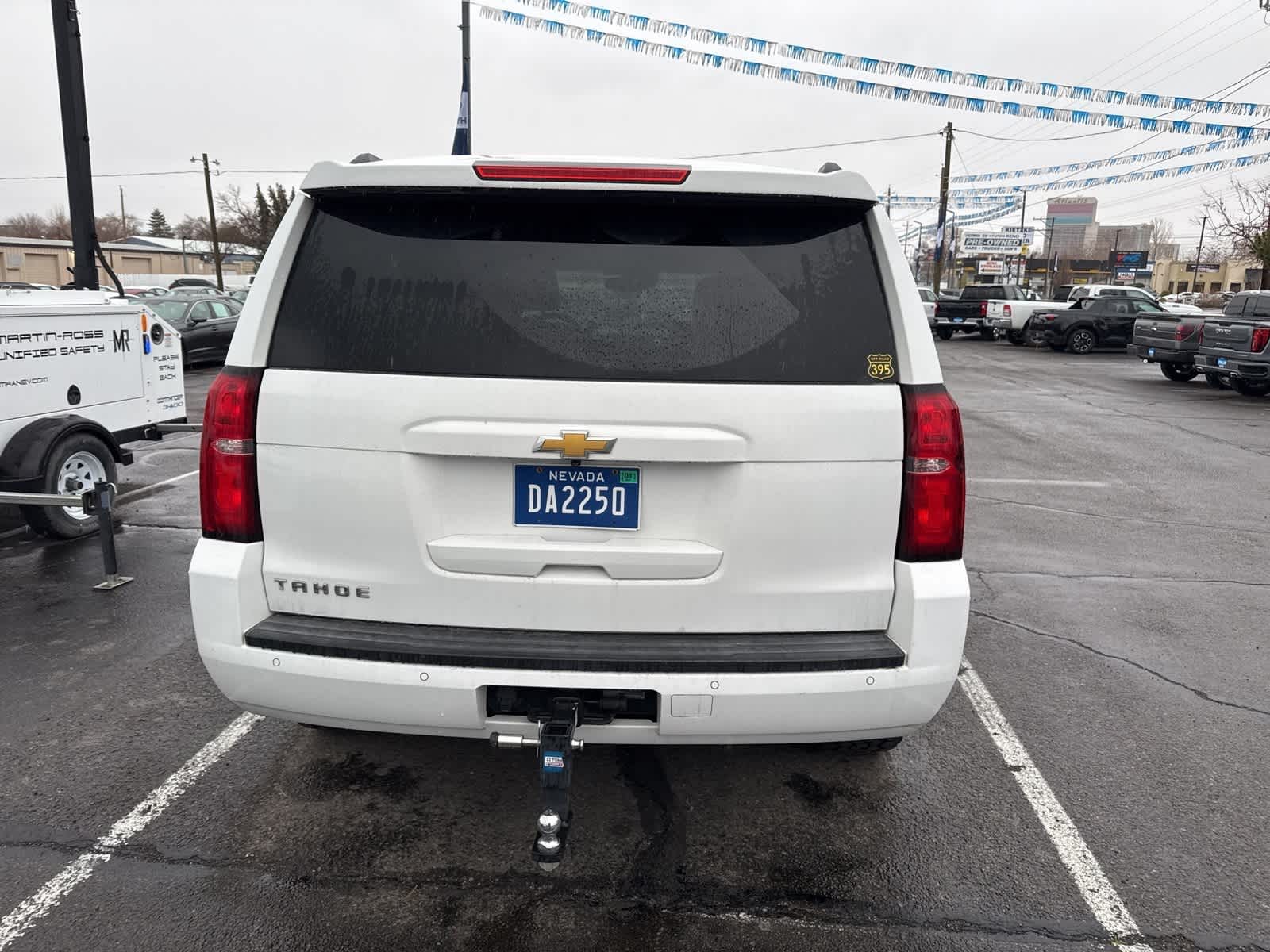 Thumbnail: 2017 Chevrolet Tahoe - 8