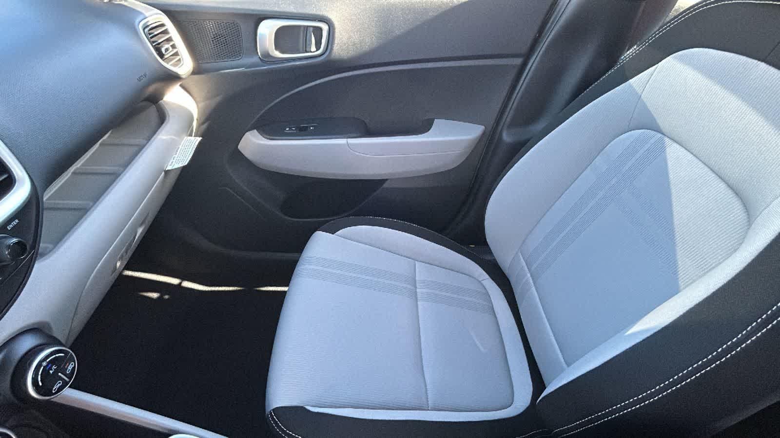 Thumbnail: 2025 Hyundai Venue - 12