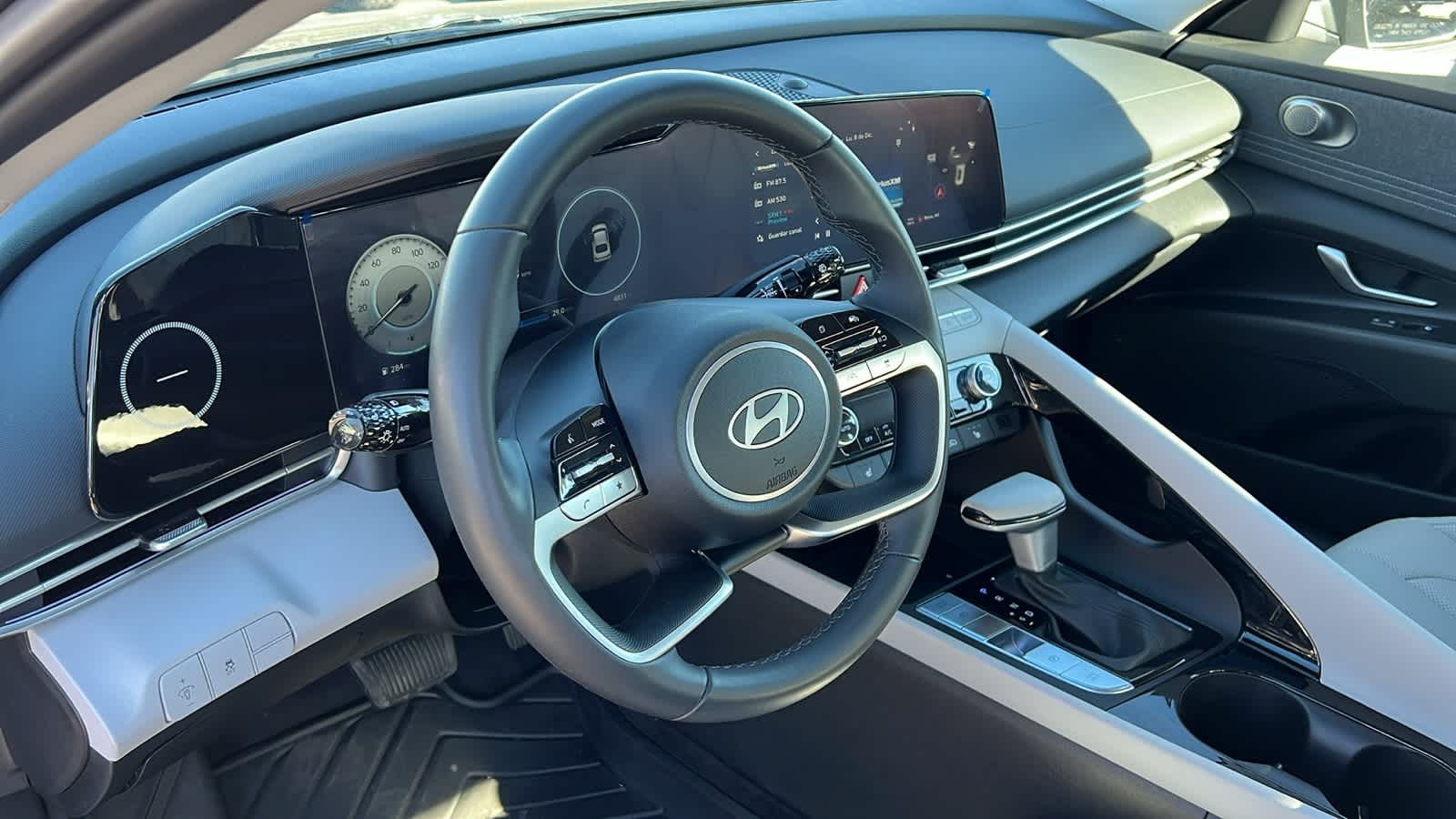 Thumbnail: 2025 Hyundai Elantra - 10